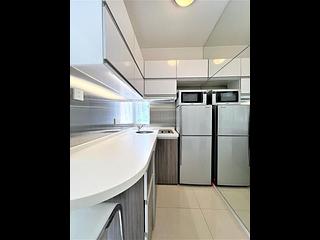 Sai Ying Pun - Lee Wah Mansion 04