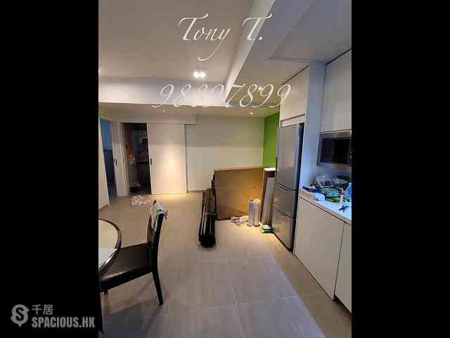Wan Chai - Man Tung Building 04