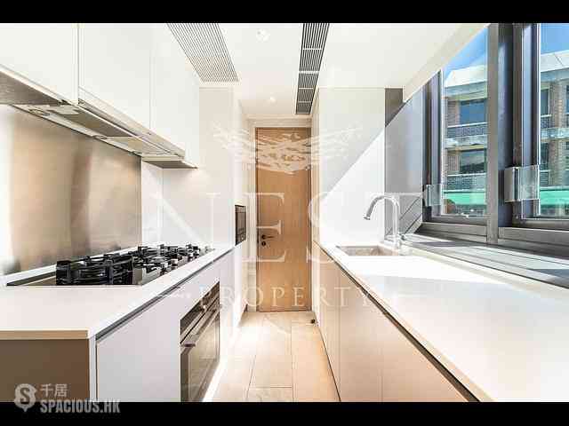Chung Hom Kok - City Icon Block 1 05