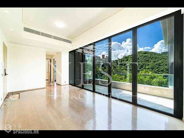 Chung Hom Kok - City Icon Block 1 12