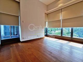 Mid Levels West - University Heights Tower 3 04