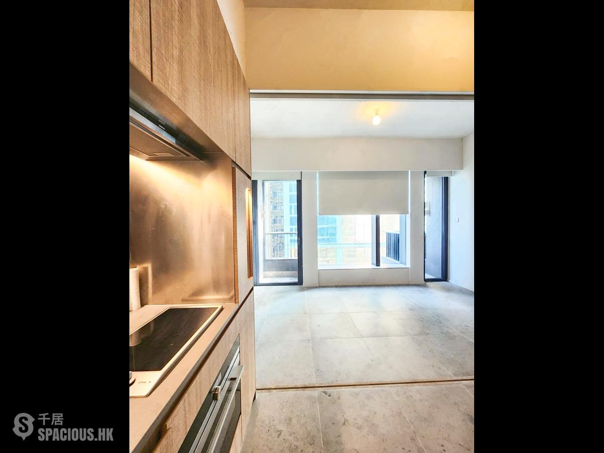 Sai Ying Pun - Bohemian House 01