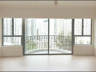 Tai Hang - Carnation Court 02