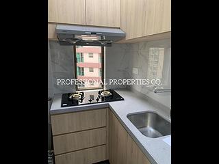 Mid Levels Central - Good View Court 03
