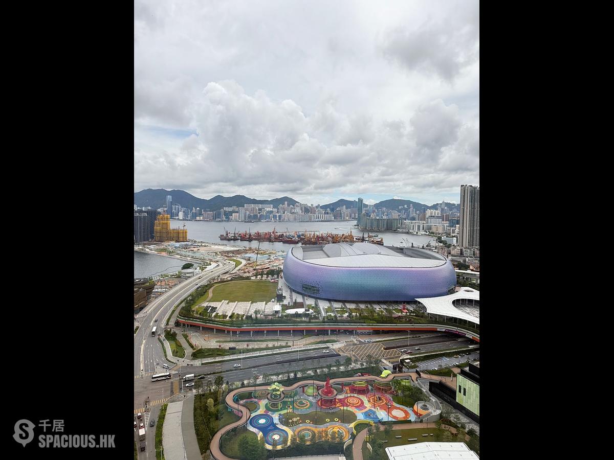 Kai Tak - The Henley 01