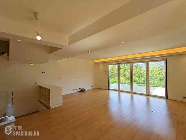 Sai Kung - Venice Villa 12