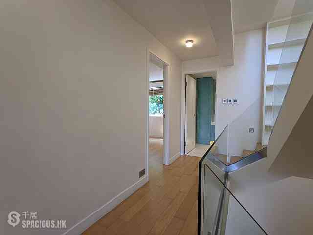 Sai Kung - Venice Villa 19
