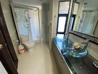 Mid Levels Central - Birchwood Place 09