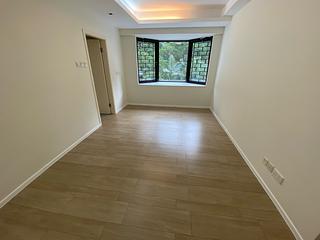 Mid Levels Central - Estoril Court Block 3 16