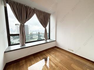 Wan Chai - The Gloucester 11