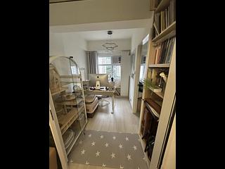 Kennedy Town - Luen Tak Apartments 04