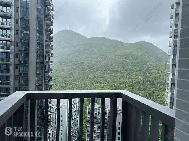 Wong Chuk Hang - The Southside Phase 1 Southland Tower 2B 01