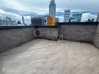 Wan Chai - L' Wanchai 21