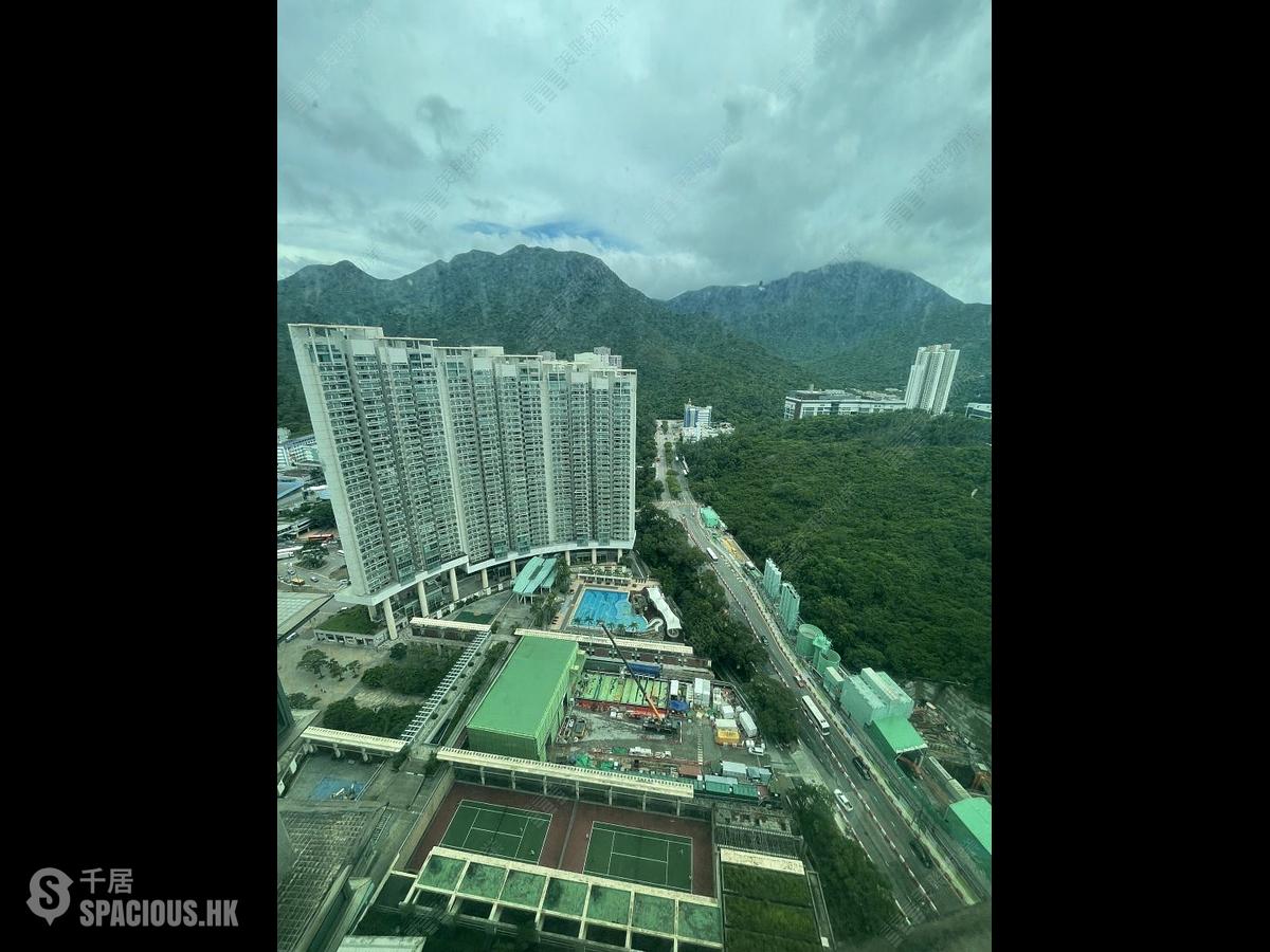 Tung Chung - Tung Chung Crescent Phase 2 Block 8 01