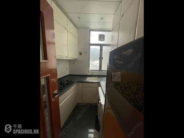 Tung Chung - Tung Chung Crescent Phase 2 Block 8 08