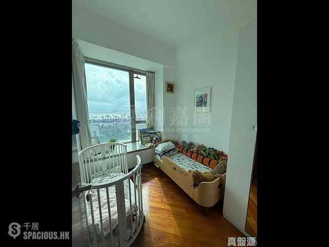 Yau Ma Tei - The Coronation Tower 2 03