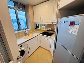 Tsim Sha Tsui - The Victoria Towers 02