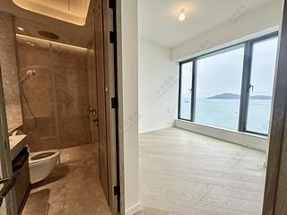 Ap Lei Chau - The Corniche Tower 1 06