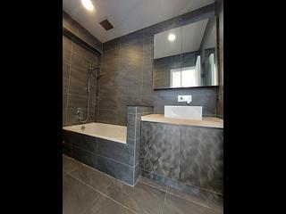 Mid Levels Central - Scenecliff Block 1 08