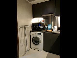 Wan Chai - Convention Plaza Apartments 06