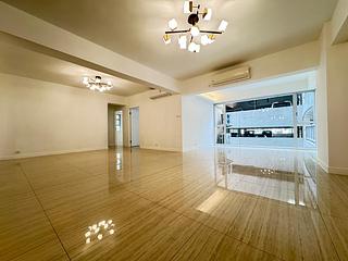Mid Levels Central - Manly Mansion 02