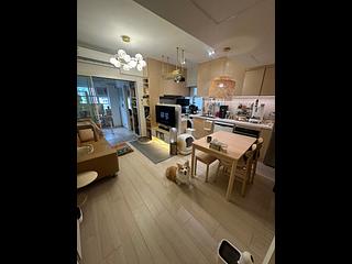 Kennedy Town - Luen Tak Apartments 02