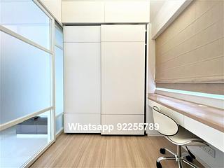 Sai Ying Pun - Lee Wah Mansion 04