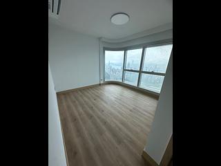 Stubbs Road - The Summit 05
