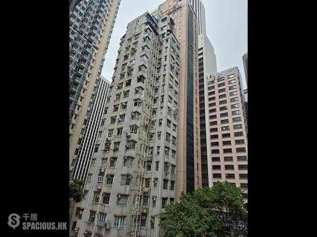 Wan Chai - Yen May Building 09