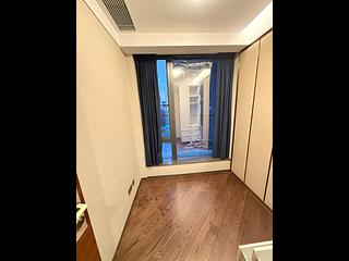 Cheung Sha Wan - The Vertex West Wing 07