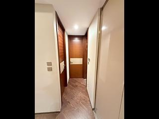 Cheung Sha Wan - The Vertex West Wing 06