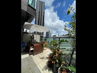 Cheung Sha Wan - The Vertex West Wing 02