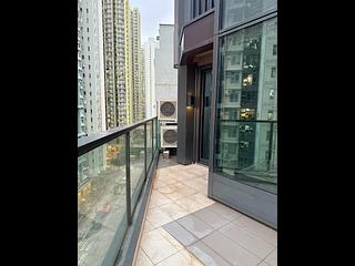 Cheung Sha Wan - The Vertex West Wing 03