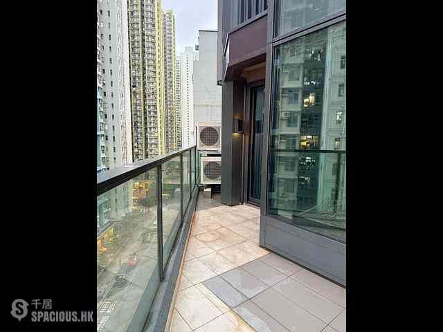 Cheung Sha Wan - The Vertex West Wing 03