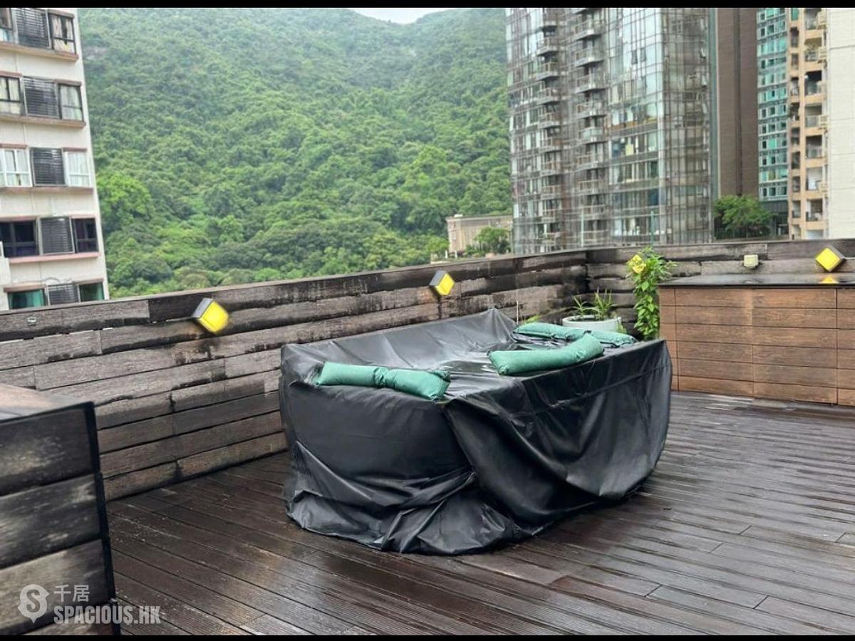Tai Hang - Morengo Court 01