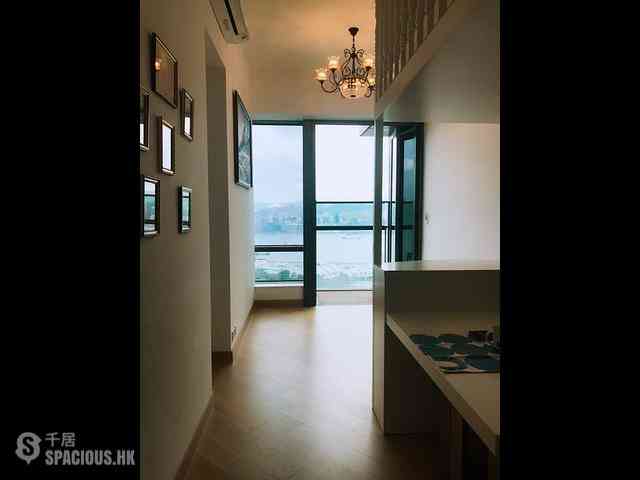Causeway Bay - Jones Hive 01