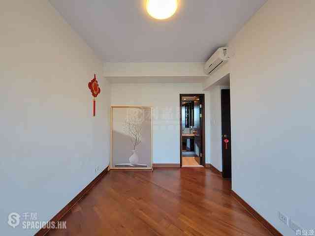 Tseung Kwan O - Corinthia By The Sea Block 3 01