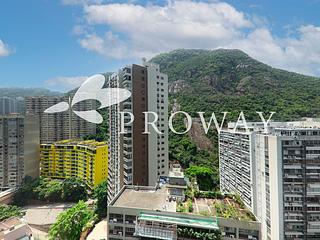 Mid Levels Central - Elegant Terrace 02