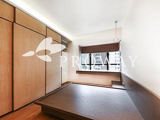 Mid Levels Central - Elegant Terrace 05
