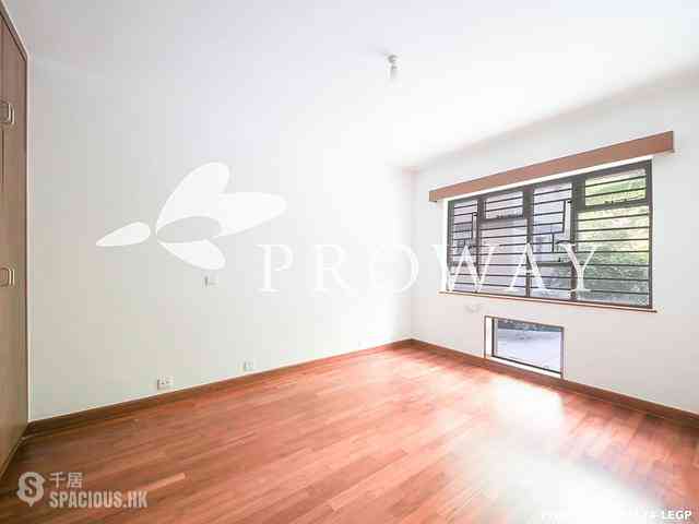 Pok Fu Lam - Baguio Villa Block 44 08