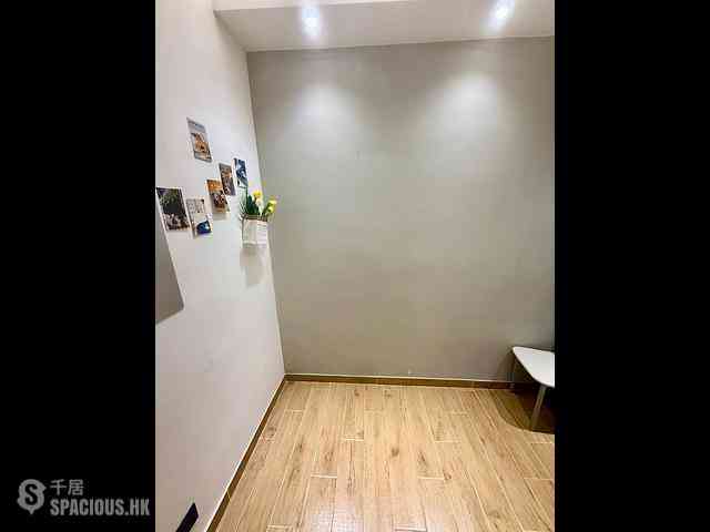 Tsim Sha Tsui - Comfort Building 07
