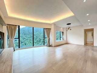 Mid Levels Central - Hillsborough Court 07