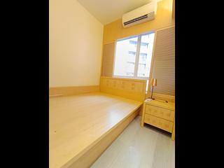 Mid Levels Central - Good View Court 05