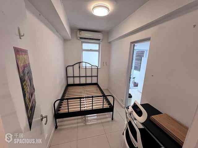 Sheung Wan - 109-111, Wing Lok Street 02