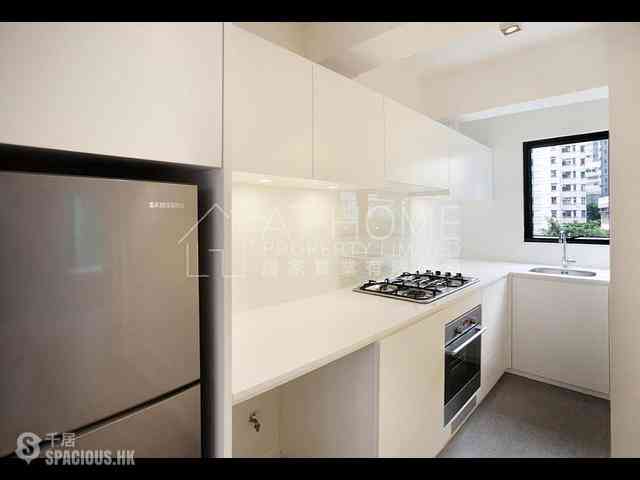 Sai Ying Pun - Tsui King Court 03