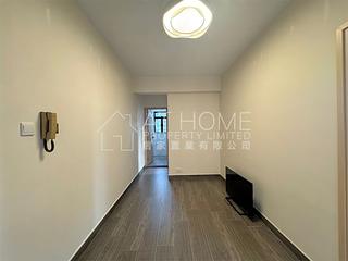Mid Levels Central - Good View Court 02