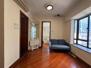 Sai Ying Pun - Imperial Terrace 02