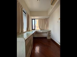 Sai Ying Pun - Imperial Terrace 05