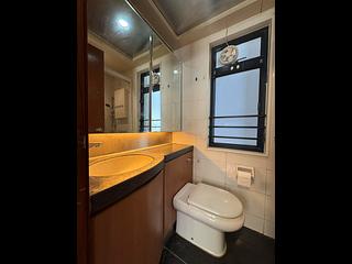 Sai Ying Pun - Imperial Terrace 08