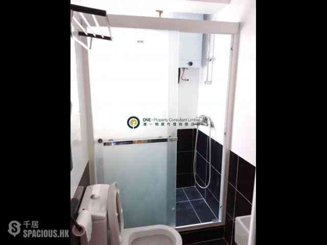 Sai Ying Pun - Fung Yu Building 04